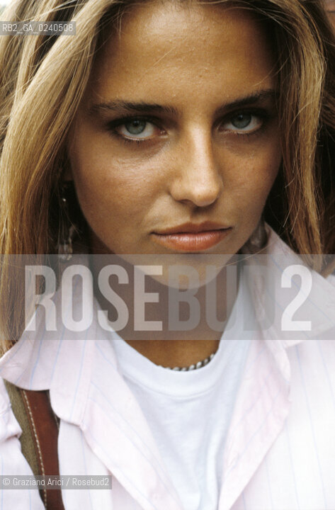 - Venezia, 1980.Festival Internazionale dArte Cinematografica di Venezia.Ritratto dellattrice Antonella Interlenghi. Cinema ritratto attrice.- Venice,1980. Venice International Film Festival.Portrait of actress Antonella Interlenghi ©  Graziano Arici