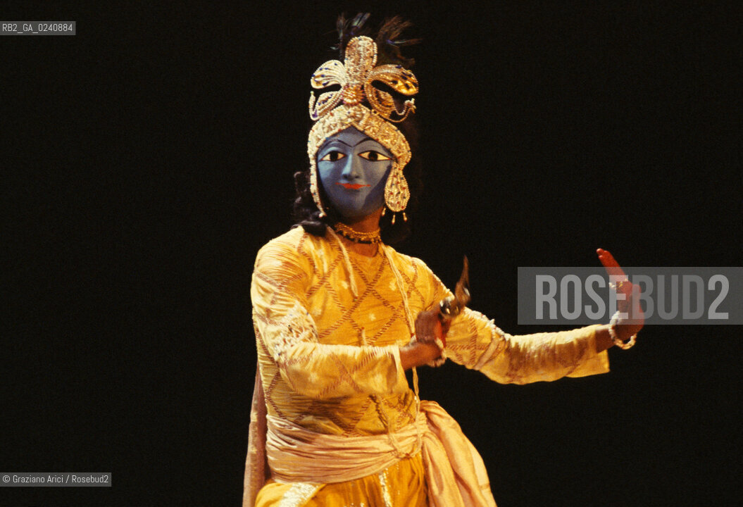 - Venezia,1980.Biennale Teatro.Danza orientale India Kathakali.DANZA oriente ballo india.- Venice,1980. Biennial Theater.Bellydancing India Kathakali ©Graziano Arici/Rosebud2  astga ©Graziano Arici/Rosebud2