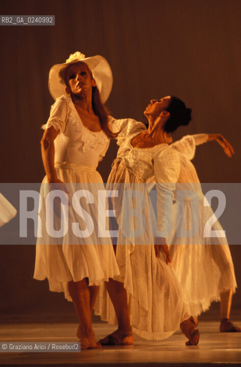 -Venezia,1981. Biennale Musica. Il balletto pantomima  Le Bal Mirò, opera di Silvano Bussotti. Musica Danza Mirò balletto coreografia scenografia contemporaneo.-Venice,1981. Music Biennale. The ballet Le Bal Mirò, by Silvano Bussotti ©Graziano Arici/Rosebud2