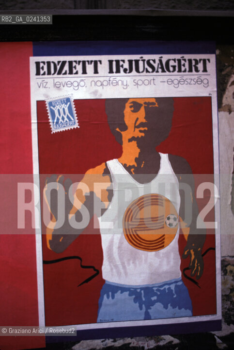 - Ungheria,Budapest,1978.Manifesto sportivo.GEO manifesto poster.- Hungary,Budapest,1978.Sport poster Mes ©  Graziano Arici.