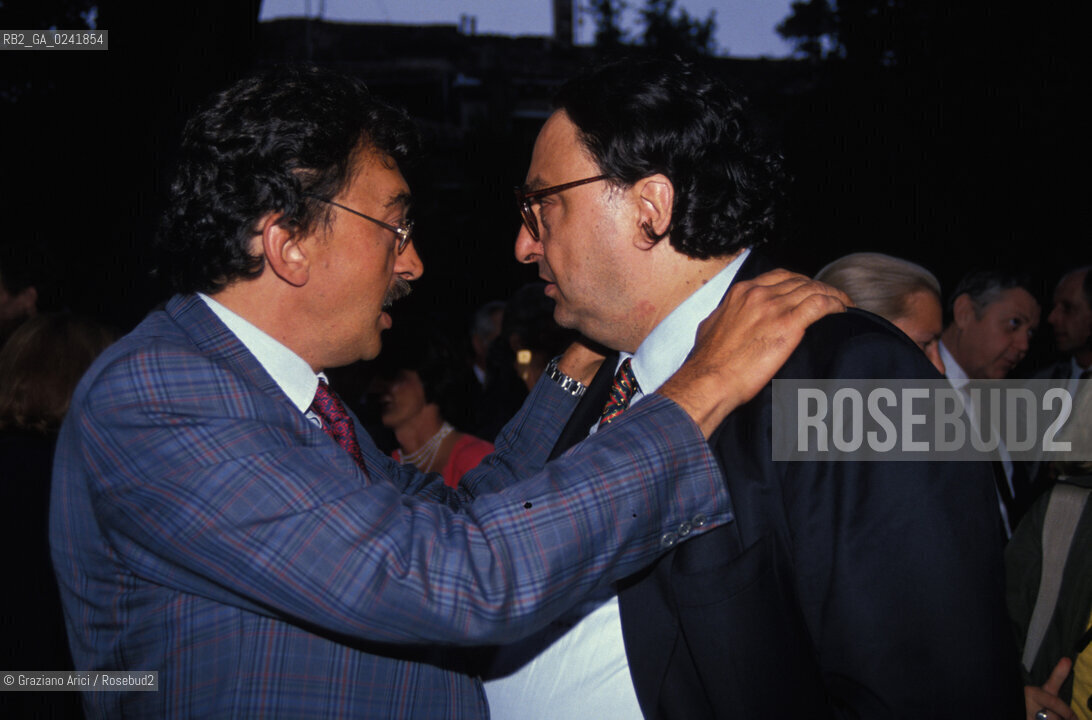 Venezia,1989. Cesare De Michelis,presidente del Consorzio Venezia Expo, con il fratello Gianni De Michelis, politico. Politica politico consorzio Expo ritratto.Venice,1989. Cesare De Michelis,president of Consorzio Venezia Expo, with his brother Gianni De Michelis,politician ©Graziano Arici/Rosebud2