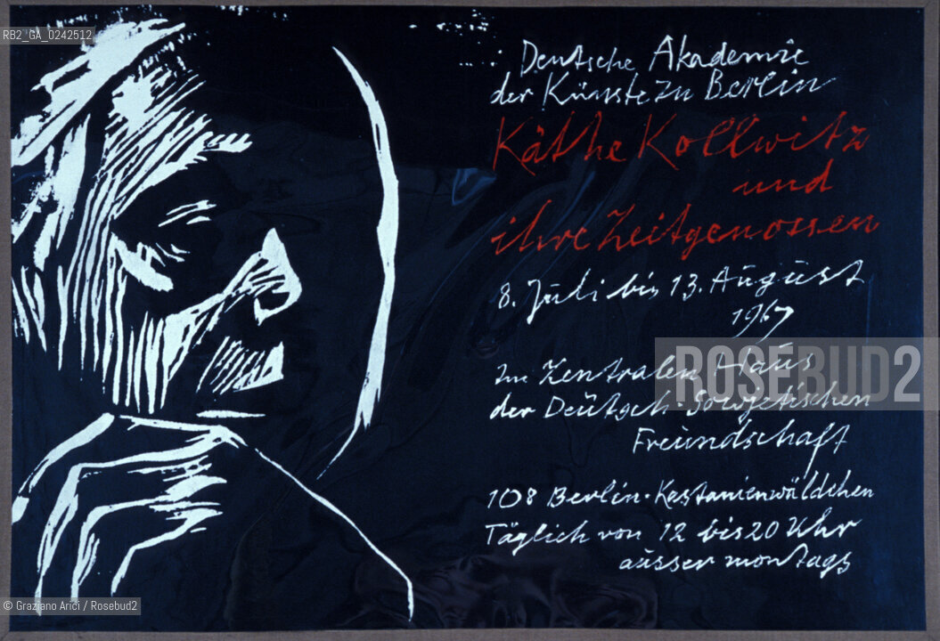 Manifesto sulla condizione della donna. Femminismo donna condizione lotta movimento politica rapporto cultura sesso potere sociale famiglia autonomia classe femmina diritto voto uguaglianza libertà parità.Manifest on the feminine condition. Woman Feminism society condition status movement policy relation sex womens rights sexism voting cultural power liberal equality relation MES.Reproducted by Archivio Graziano Arici  astga ©Graziano Arici/Rosebud2