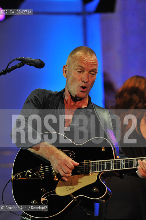 The English musician, singer-songwriter, activist, actor and philanthropist Sting (born Gordon Matthew Thomas Sumner on 2 October 1951), CBE, . Prior to starting his solo career, he was the principal songwriter, lead singer and bassist of the rock band The Police. musica pop rock cantante ©Graziano Arici/Rosebud2