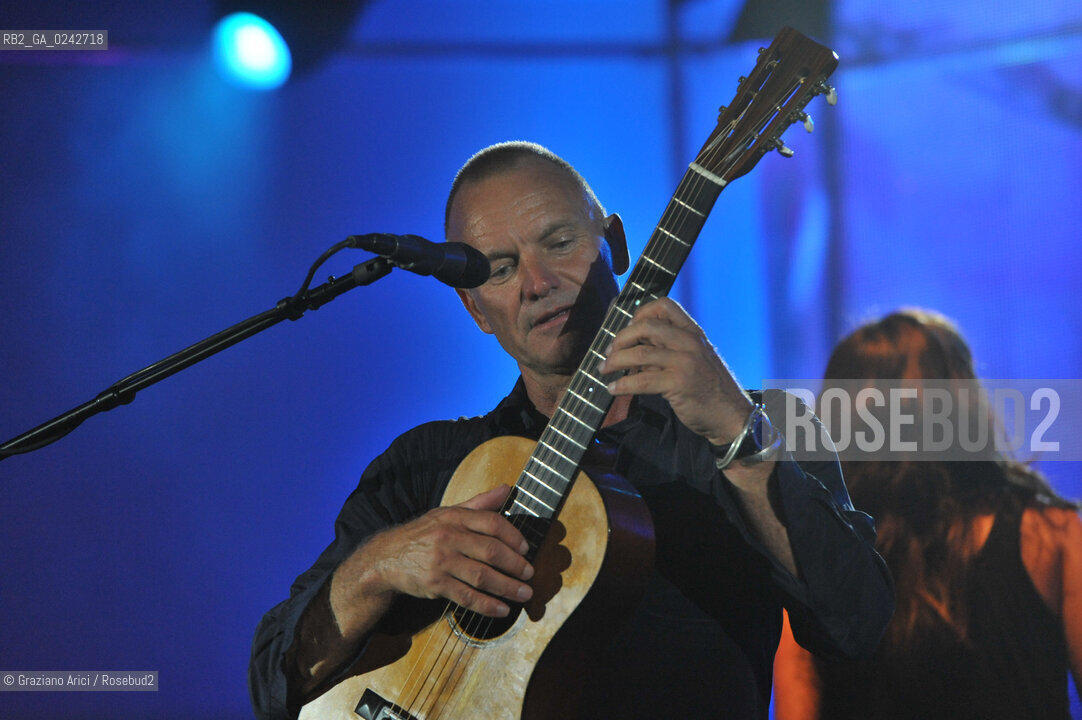 The English musician, singer-songwriter, activist, actor and philanthropist Sting (born Gordon Matthew Thomas Sumner on 2 October 1951), CBE, . Prior to starting his solo career, he was the principal songwriter, lead singer and bassist of the rock band The Police. musica pop rock cantante ©Graziano Arici/Rosebud2