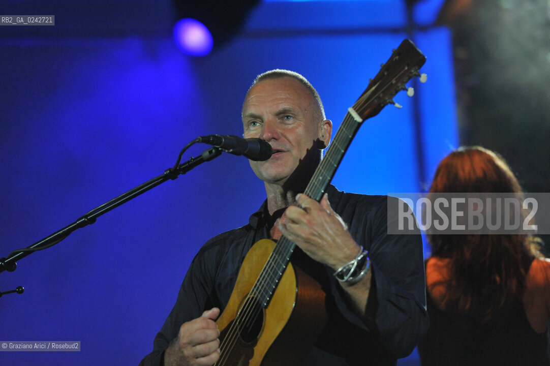 The English musician, singer-songwriter, activist, actor and philanthropist Sting (born Gordon Matthew Thomas Sumner on 2 October 1951), CBE, . Prior to starting his solo career, he was the principal songwriter, lead singer and bassist of the rock band The Police. musica pop rock cantante ©Graziano Arici/Rosebud2