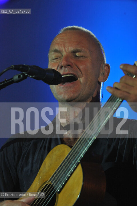 The English musician, singer-songwriter, activist, actor and philanthropist Sting (born Gordon Matthew Thomas Sumner on 2 October 1951), CBE, . Prior to starting his solo career, he was the principal songwriter, lead singer and bassist of the rock band The Police. musica pop rock cantante ©Graziano Arici/Rosebud2