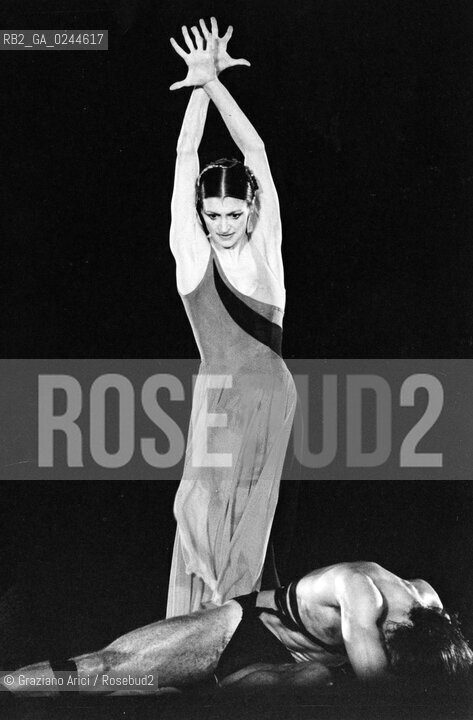 Venezia, 1981.Ritratto della ballerina e attrice Carla Fracci durante uno spettacolo. ballerina balletto ritratto danza.Venice, 1981. Portrait of the dancer and actress Carla Fracci during a ballett ©Graziano Arici/Rosebud2  astga ©Graziano Arici/Rosebud2