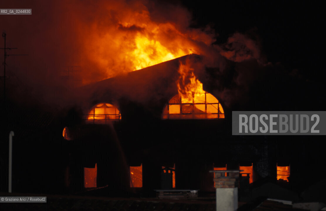 Venezia,29.01.1996.Incendio notturno al Gran Teatro La Fenice.teatro fuoco incendio fiamme distruzione bruciare -Venice, 29.01.1996.Destructive fire at the Gran teatro La Fenice. burn fire blaze ©Graziano Arici/Rosebud2