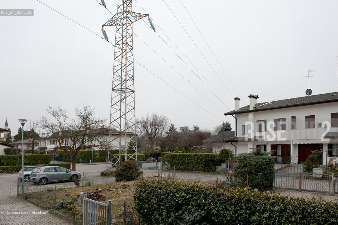 Venezia1/2/12 - Ponteggi e tralicci elettrici dellENEL a Scorzè Terna ©Graziano Arici/Rosebud2