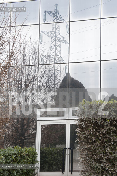 Venezia1/2/12 - Ponteggi e tralicci elettrici dellENEL a Scorzè Terna ©Graziano Arici/Rosebud2