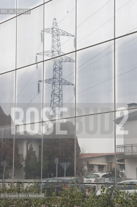 Venezia1/2/12 - Ponteggi e tralicci elettrici dellENEL a Scorzè Terna ©Graziano Arici/Rosebud2