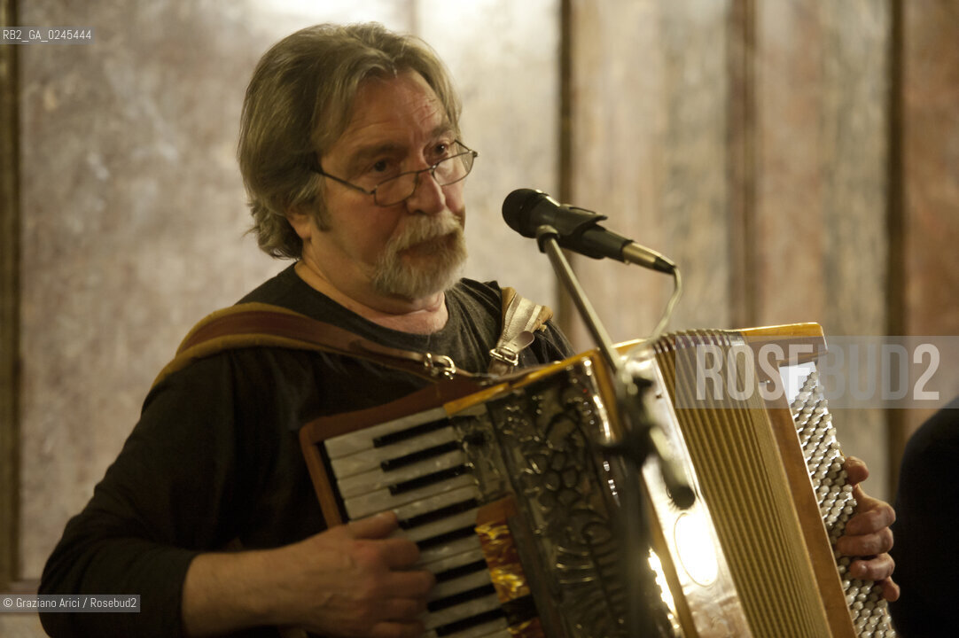 Venice 6/03/12 The Singer Gualtiero Bertelli in Ateneo Veneto musica cantante politica ©Graziano Arici/Rosebud2