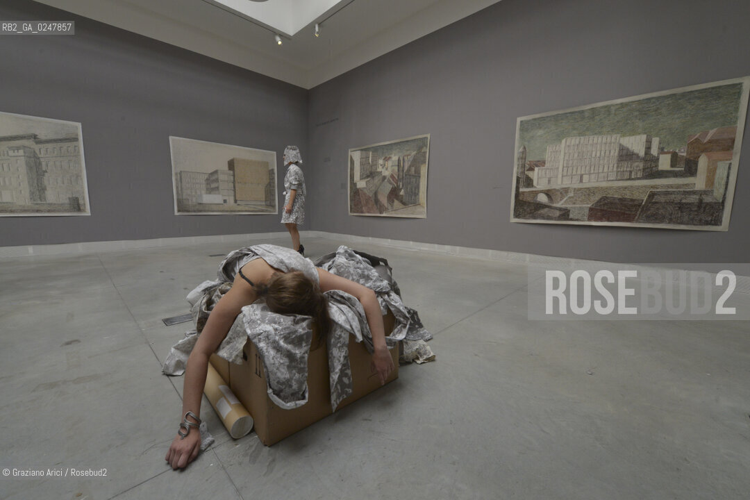 The 13th International Architecture Exhibition . Biennale Architettura 2012 - Biennale Gardens -   The Assistant Performance  giardini ©Graziano Arici/Rosebud2