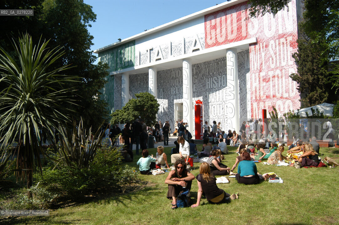 VENEZIA8/06/05 - 51 ESPOSIZIONE INTERNAZIONALE DARTE - IL PADIGLIONE ITALIA - THE ITALIA PAVILLION © GRAZIANO ARICI BIENNALE GIARDINI ©Graziano Arici/Rosebud2