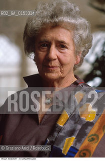 - Venezia, 1989. 46°Festival Internazionale dArte Cinematografica di Venezia.Ritratto dellattrice Peggy Ashcroft. Cinema ritratto attrice.- Venice,1989. 46th Venice International Film Festival.Portrait of actress Peggy Ashcroft  ©Graziano Arici/Rosebud2