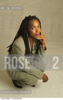 - Venezia,1993.Festival Internazionale dArte Cinematografica di Venezia.Ritratto dellattrice Angela Bassett Cinema ritratto attrice - Venice,1993.Venice International Film Festival.Portrait of the actress Angela Bassett ©Graziano Arici/Rosebud2