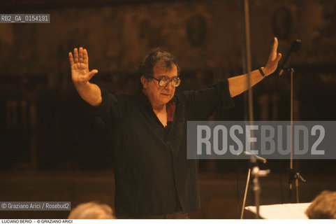 Venezia,1993.Ritratto del direttore dorchestra e compositore Luciano Berio.Musica elettronica contemporanea direttore orchestra compositore ritratto .Venice,1993. Portrait of the conductor and contemporary composer Luciano Berio ©Graziano Arici/Rosebud2