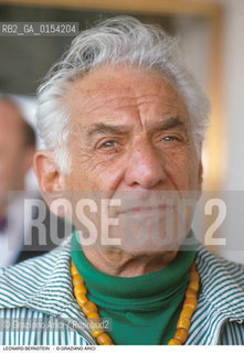 -Venezia,1989.Il direttore dorchestra Leonard Bernstein a Venezia. Musica classica direttore orchestra ritratto .-Venice,1989.Portrait of the conductor Leonard Bernstein ©Graziano Arici/Rosebud2