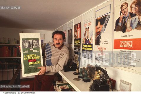 Venezia,1989. Ritratto del cantante e compositore italiano Pino Donaggio nella sua casa. Ritratto compositore cantante colonne sonore musica pop.Venice,1989.Portrait of the singer and Italian composer Pino Donaggio at home ©Graziano Arici/Rosebud2 