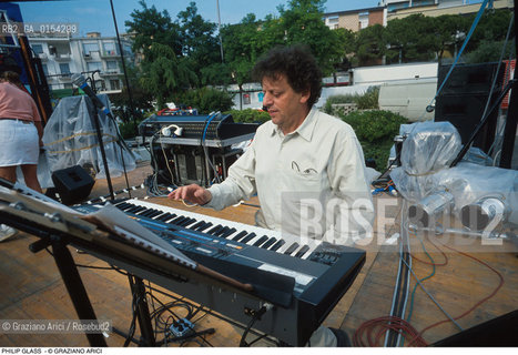 -Jesolo(Venezia),1992. Ritratto del compositore Philip Glass. Musica classica contemporanea minimalismo ritratto compositore.-Jesolo(Venice),1992. Portrait of the contemporary composer Philip Glass ©Graziano Arici/Rosebud2