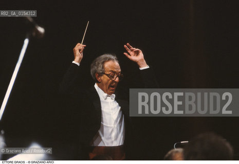 Venezia,1989.Ritratto del direttore dorchestra Ettore Gracis.Musica classica direttore orchestra ritratto .Venice,1989.Portrait of the conductor Ettore Gracis ©Graziano Arici/Rosebud2