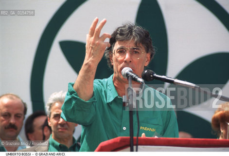 Venezia,1997.Il politico leader e fondatore della Lega Nord Umberto Bossi durante il comizio della Lega Nord. Politica politico Lega Nord ritratto comizio incontro camicia verde Segretario partito.Venice,1997.The politician Umberto Bossi, leader of the Lega Nord Party ©Graziano Arici/Rosebud2