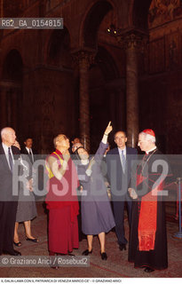 -Venezia,1996. Visita del Dalai Lama Tenzin Gyatso alla Basilica di San Marco a Venezia.Politica religione buddismo capo spirituale leader Tibet ritratto visita.-Venice,1996. Official visit of the Dalai Lama,Tenzin Gyatso,in the interior of the Basilica di San Marco in Venice .©Graziano Arici/Rosebud2