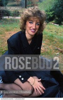 UDINE,1995.LA POLITICA GUERRA ALESSANDRA,POLITICO LEGA NORD ASSESSORE REGIONALE ALLA CULTURA DEL FRIULI / NEL PARCO DI VILLA MANIN A PASSARIANO.UDINE,1995.POLITICAL LEGA NORD REGIONAL CULTURE ASSESSOR OF FRIULI IN VILLA MANIN PARK IN PASSARIANO (UDINE) ©Graziano Arici/Rosebud2 