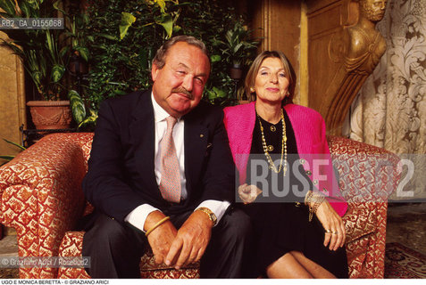 Venezia, 1990.Ritratto delllindustriale Ugo Beretta con la moglie Monica. Economia industria armi Beretta ritratto.Venice, 1990. Portrait of the industrialist and businessman Ugo Beretta and his wife Monica ©Graziano Arici/Rosebud2