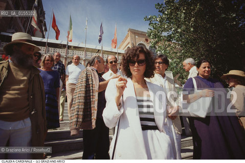 - Venezia, 1986.Festival Internazionale dArte Cinematografica di Venezia.Ritratto dellattrice Claudia Cardinale davanti allHotel Excelsior Cinema ritratto attrice.- Venice,1986.Venice International Film Festival. Portrait of the actress Claudia Cardinale at Excelsior Hotel ©Graziano Arici/Rosebud2