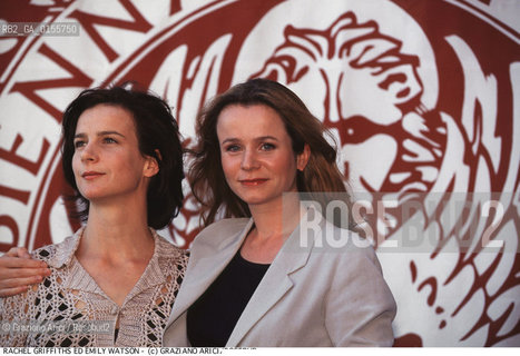 - Venezia, 1998. 55°Festival Internazionale dArte Cinematografica di Venezia.Ritratto dellattrice Emily Watson insieme a Rachel Anne Griffiths Cinema ritratto attrice.- Venice,1998. 55th Venice International Film Festival.Portrait of the actress Emily Watson with Rachel Anne Griffiths ©Graziano Arici/Rosebud2