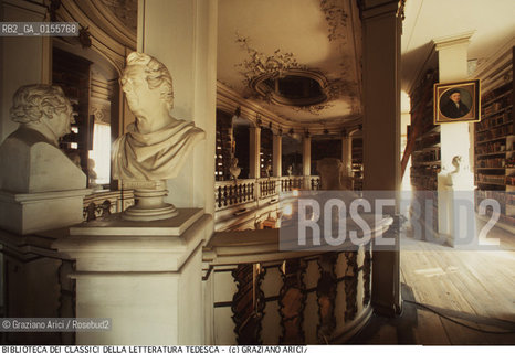 Weimar (Germania)1994.Biblioteca del classici della Letteratura tedesca (Zentralbibliothek der deutschen classic).La sala Rococò della duchessa Anna Amalia Biblioteca cultura letteratura Goethe Schiller libro -Weimar (Germany)1994.Facade of the central librar of german classical literature:the hall of the duchess Anna Amalie ©Graziano Arici/Rosebud2
