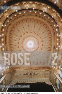 -Venezia,1997.Teatro Goldoni a Venezia:soffitto. Teatro architettura interno Goldoni –Venice,1997. Interior of the Goldoni Theatre:the ceiling ©Graziano Arici/Rosebud2