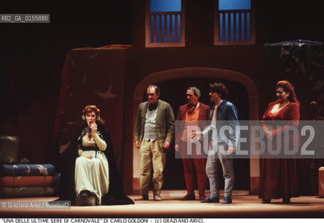 -VENEZIA,1993.COMMEDIA UNA DELLE ULTIME SERE DI CARNOVALE RAPPRESENTATA AL TEATRO GOLDONI CON LA REGIA DI MAURIZIO SCAPARRO. COMMEDIA GOLDONI TEATRO RAPPRESENTAZIONE.-VENICE,1993.COMEDY UNA DELLE ULTIME SERE DI CARNOVALE REPRESENTED AT THE GOLDONI THEATER DIRECTED BY MAURIZIO SCAPARRO  ©Graziano Arici/Rosebud2 .