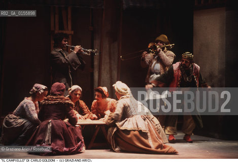 -VENEZIA,1993.COMMEDIA IL CAMPIELLO RAPPRESENTATA AL TEATRO GOLDONI CON LA REGIA DI ALESSANDRO BRESSANELLO CON MUSICHE DEI PITURA FRESKA. TEATRO GOLDONI CAMPIELLO COMMEDIA.-VENICE,1993.COMEDY IL CAMPIELLO REPRESENTED AT THE GOLDONI THEATER DIRECTED BY ALESSANDRO BRESSANELLO, MUSIC BY PITURA FRESKA   ©Graziano Arici/Rosebud2  .