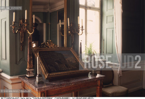 Weimar (Germania)1994.Casa della duchessa Anna Amalia, il Wittumpalaist:sala della TAvola Rotonda.Tafelrunde. Geo Architettura casa arte duchessa palazzo.Weimar (Germany)1994.House Wittumpalaist.Round table room ©Graziano Arici/Rosebud2