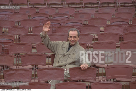 Verona,1995.Ritratto del tenore Josè Carreras Musica allArena di Verona cantante lirica tenore opera ritratto -Verona,1995. Portrait of the tenor Josè Carreras in the Arena of Verona ©Graziano Arici/Rosebud2