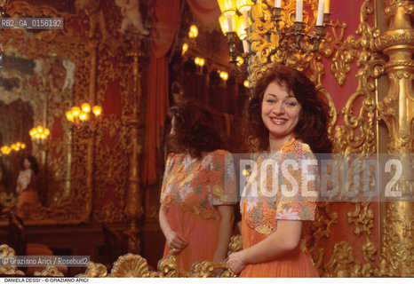 Teatro La Fenice,Venezia,1995.Ritratto della cantante lirica, la soprano Daniela Dessì. Ritratto musica lirica soprano opera.Teatro La Fenice Venice,1995.Portrait of the opera singer, the Italian soprano Daniela Dessì  ©Graziano Arici/Rosebud2