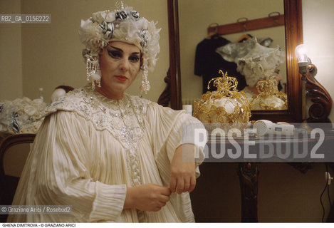 Venezia,1993.Ritratto della cantante lirica, la soprano bulgara Ghena Dimitrova nel suo camerino.Ritratto musica cantante lirica soprano.Venice,1993.Portrait of the Bulgarian operatic Soprano Ghena Dimitrova ©Graziano Arici/Rosebud2