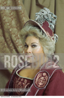 Venezia,1989.Ritratto della cantante lirica, la mezzosoprano Marilyn Horne con un costume di scena.Ritratto musica cantante lirica soprano cappello costume.Venice,1989.Portrait of the operatic mezzosoprano Marilyn Horne ©Graziano Arici/Rosebud2