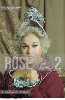 Venezia,1989.Ritratto della cantante lirica, la mezzosoprano Marilyn Horne con un costume di scena.Ritratto musica cantante lirica soprano cappello costume.Venice,1989.Portrait of the operatic mezzosoprano Marilyn Horne ©Graziano Arici/Rosebud2