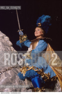 Venezia,1989.Ritratto della cantante lirica, la mezzosoprano Marilyn Horne con un costume di scena.Ritratto musica cantante lirica soprano cappello costume.Venice,1989.Portrait of the operatic mezzosoprano Marilyn Horne ©Graziano Arici/Rosebud2