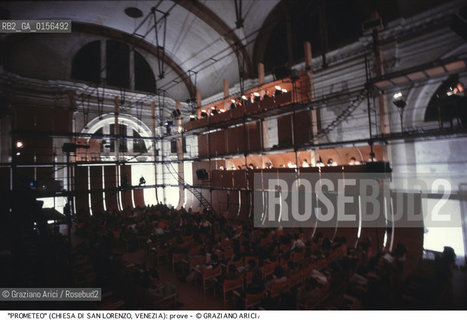 -Venezia,1984.Chiesa di San Lorenzo. Opera del compositore contemporaneo Luigi Nono, Prometeo - Tragedia dellascolto prova generale, testo di Massimo Cacciari, struttura scenica dellarchitetto Renzo Piano, luci del pittore Emilio Vedova.Il compositore Luigi Nono durante le prove. musica compositore opera Prometeo contemporanea elettronica filosofia architettura pittura ritratto.-Venice,1984. Work  Prometeo - Tragedia dellascolto directed by contemporary composer Luigi Nono,text by the philosopher Massimo Cacciari,scenography by the architect Renzo Piano,stage lighting by the painter Emilio Vedova. Portrait of the composer Luigi Nono ©Graziano Arici/Rosebud2
