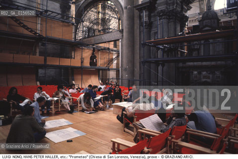 -Venezia,1984.Chiesa di San Lorenzo. Opera del compositore contemporaneo Luigi Nono, Prometeo - Tragedia dellascolto prova generale, testo di Massimo Cacciari, struttura scenica dellarchitetto Renzo Piano, luci del pittore Emilio Vedova.Il compositore Luigi Nono durante le prove. musica compositore opera Prometeo contemporanea elettronica filosofia architettura pittura ritratto.-Venice,1984. Work  Prometeo - Tragedia dellascolto directed by contemporary composer Luigi Nono,text by the philosopher Massimo Cacciari,scenography by the architect Renzo Piano,stage lighting by the painter Emilio Vedova. Portrait of the composer Luigi Nono ©Graziano Arici/Rosebud2