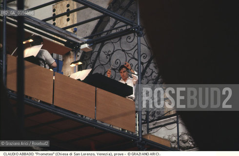 -Venezia,1984.Chiesa di San Lorenzo. Opera del compositore contemporaneo Luigi Nono, Prometeo - Tragedia dellascolto prova generale, testo di Massimo Cacciari, struttura scenica dellarchitetto Renzo Piano, luci del pittore Emilio Vedova.Il compositore Luigi Nono durante le prove. musica compositore opera Prometeo contemporanea elettronica filosofia architettura pittura ritratto.-Venice,1984. Work  Prometeo - Tragedia dellascolto directed by contemporary composer Luigi Nono,text by the philosopher Massimo Cacciari,scenography by the architect Renzo Piano,stage lighting by the painter Emilio Vedova. Portrait of the composer Luigi Nono ©Graziano Arici/Rosebud2