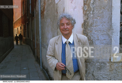Nome: .AUGE MARC.Descrizione: .ANTROPOLOGIA SOCIALE ANTROPOLOGO ETNOLOGIA ETNOLOGO PROFESSORE UNIVERSITARIO SAGGISTA / A VENEZIA.SOCIAL ANTHROPOLOLOGY ANTHROPOLOGIST ETHNOLOGY ETHNOLOGIST UNIVERSITY PROFESSOR ESSAYIST / IN VENICE.Credit: ©Graziano Arici/Rosebud2 / Costo: .A.Nazione: .USA.Cittˆ: .VENEZIA.VENICE.Data: .GIUGNO1999.