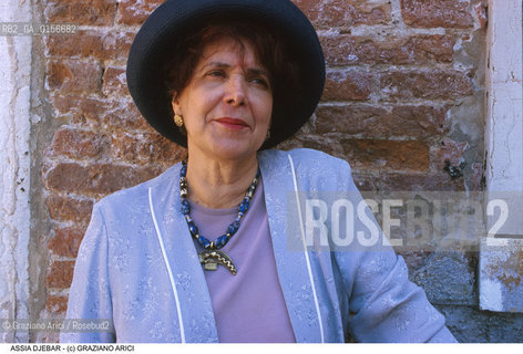 Nome: .DJEBAR ASSIA.Descrizione: .LETTERATURA SCRITTRICE ARABA.LITERATURE ARAB WRITER.Credit: ©Graziano Arici/Rosebud2 / Costo: .A.Nazione: .ALGERIA.ALGERIA.Cittˆ: .VENEZIA.VENICE.Data: .1999.