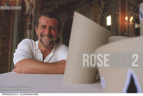 Nome: .ILLY FRANCESCO.Descrizione: .ECONOMIA ARTE.ECONOMY ART.Credit: ©Graziano Arici/Rosebud2 / Costo: .A.Nazione: .ITALIA.ITALY.Cittˆ: .VENEZIA.VENICE.Data: .1999.