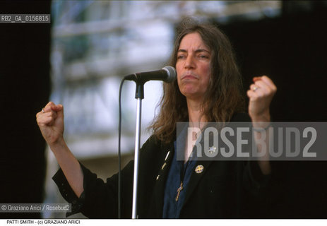 Nome: .SMITH PATTI.Descrizione: .MUSICA ROCK CANTANTE LETTERATURA POETESSA.ROCK MUSIC SINGER LITERATURE POETESS .Credit: ©Graziano Arici/Rosebud2 / Costo: .A.Nazione: .USA.Cittˆ: .VENEZIA.VENICE.Data: .1999.
