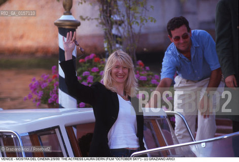 Nome:.DERN LAURA.Descrizione:.CINEMA ATTRICE / MOSTRA DEL CINEMA.Credit:.©Graziano Arici/Rosebud2 Costo:.A.Nazione:.USA.Cittˆ:.VENEZIA.Data:.1999.